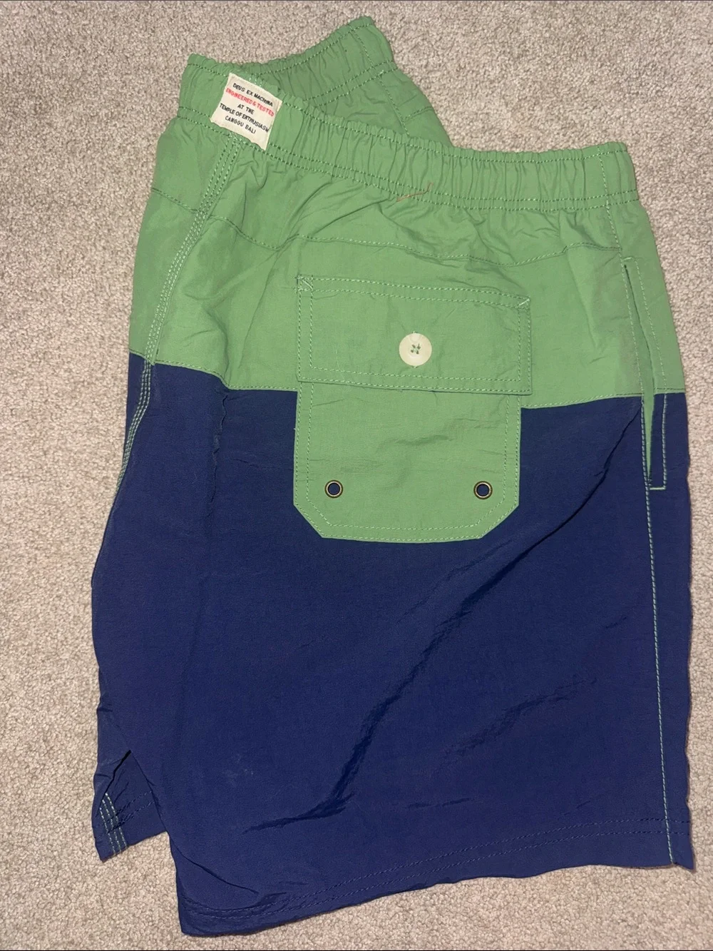 Deus Ex Machina Sandbar swim trunks boardshorts XL 7” inseam